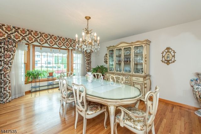 21 Bates Dr, Fairfield Twp., NJ 07004
