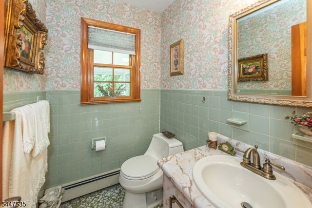 21 Bates Dr, Fairfield Twp., NJ 07004