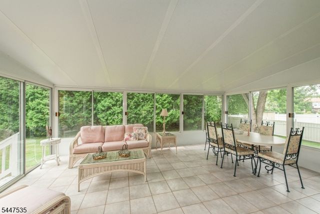 21 Bates Dr, Fairfield Twp., NJ 07004