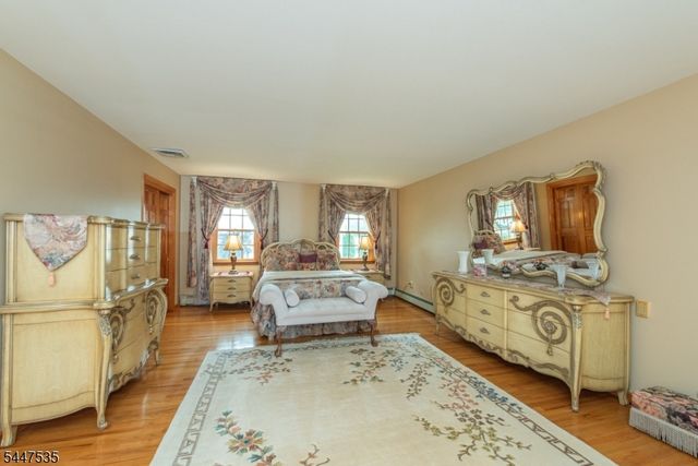 21 Bates Dr, Fairfield Twp., NJ 07004