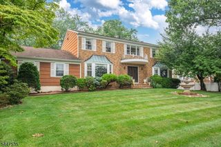 21 Bates Dr, Fairfield Twp., NJ 07004