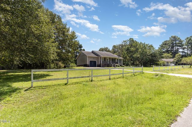 224 Pineridge Drive, Cameron, NC 28326