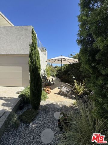 11188 Ophir Drive, Los Angeles, CA 90024