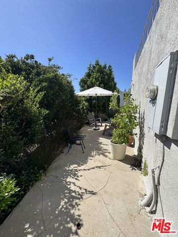 11188 Ophir Drive, Los Angeles, CA 90024
