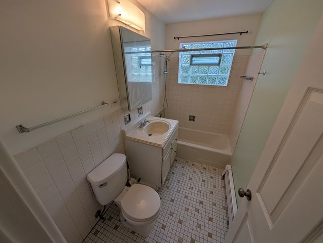 4939 S Dorchester Avenue 2A, Chicago, IL 60615