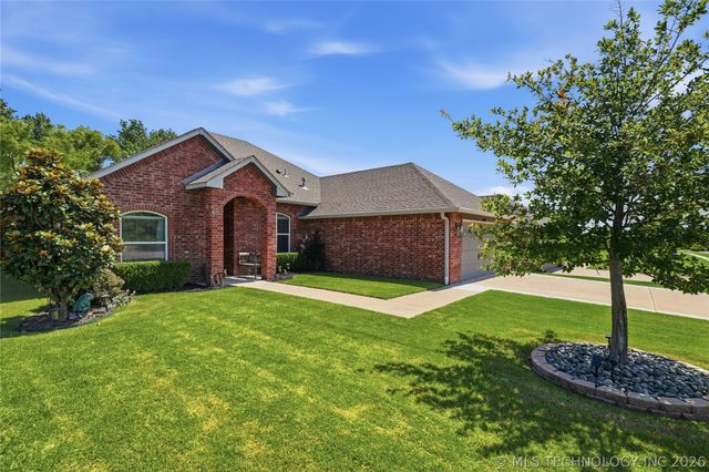 6415 E 146th Street S, Bixby, OK 74008