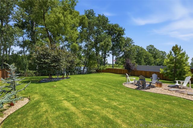 6415 E 146th Street S, Bixby, OK 74008