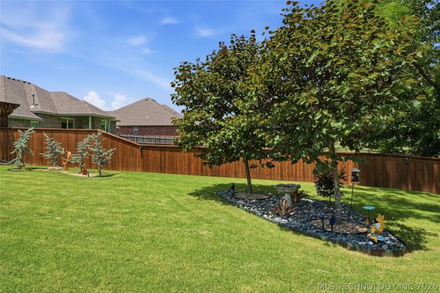 6415 E 146th Street S, Bixby, OK 74008