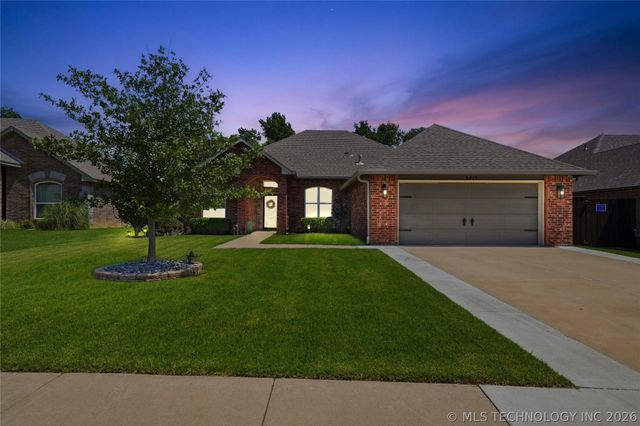 6415 E 146th Street S, Bixby, OK 74008