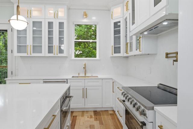 2353 Cooper Ter, Nashville, TN 37216