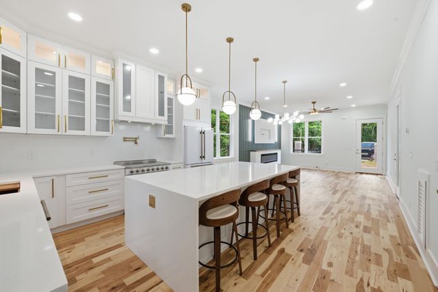 2353 Cooper Ter, Nashville, TN 37216