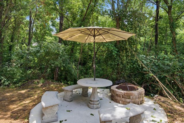 2353 Cooper Ter, Nashville, TN 37216