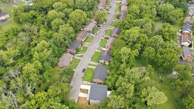 2353 Cooper Ter, Nashville, TN 37216
