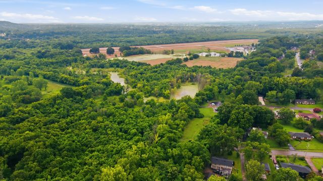 2353 Cooper Ter, Nashville, TN 37216