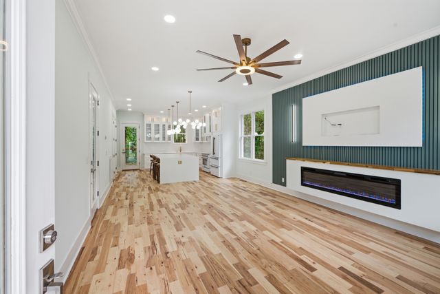 2353 Cooper Ter, Nashville, TN 37216