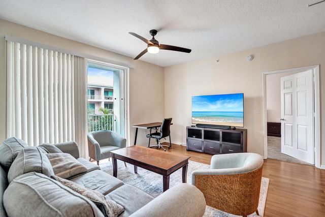 804 E Windward Way 521, Lantana, FL 33462