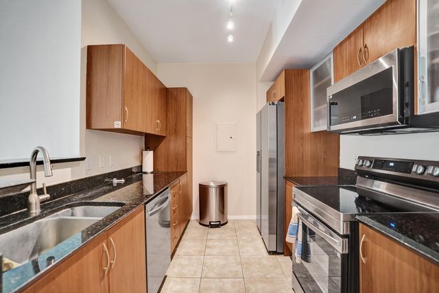 804 E Windward Way 521, Lantana, FL 33462