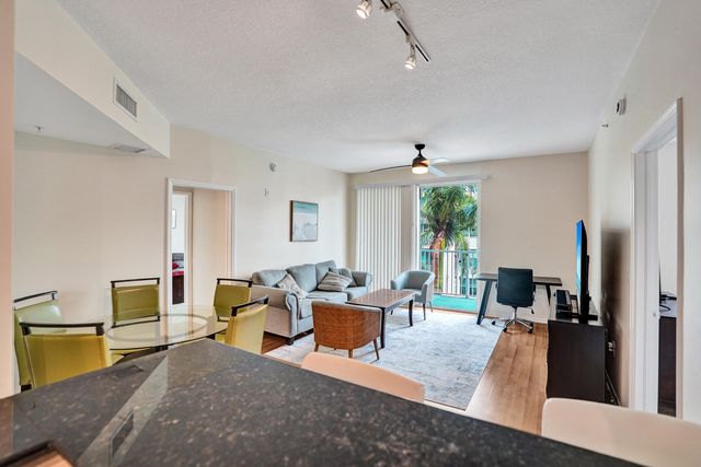 804 E Windward Way 521, Lantana, FL 33462