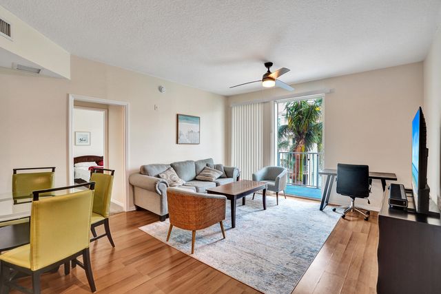 804 E Windward Way 521, Lantana, FL 33462