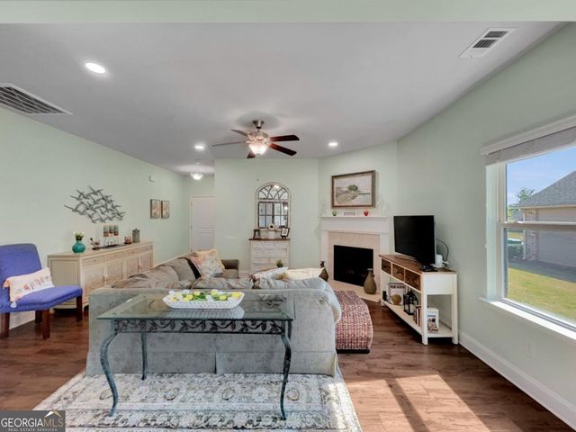 155 Carrington Drive, Commerce, GA 30529