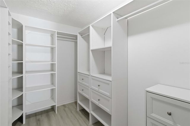 2110 LAINDALE # PLACE, Valrico, FL 33596