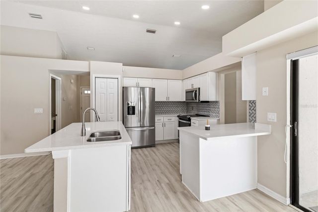 2110 LAINDALE # PLACE, Valrico, FL 33596