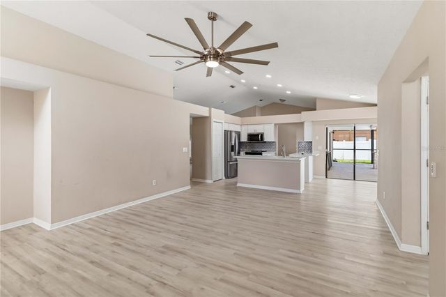 2110 LAINDALE # PLACE, Valrico, FL 33596