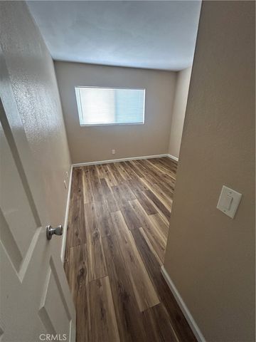 2469 W Acacia Avenue, Hemet, CA 92545