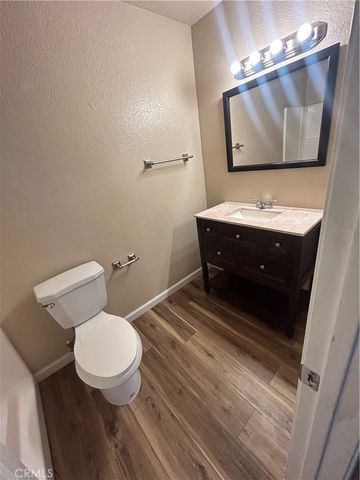 2469 W Acacia Avenue, Hemet, CA 92545