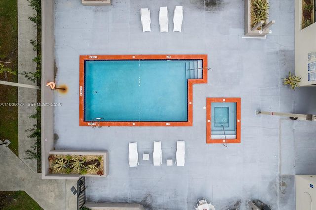 8006 SW 149th Ave D109, Miami, FL 33193