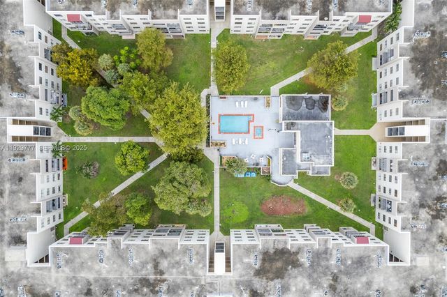 8006 SW 149th Ave D109, Miami, FL 33193