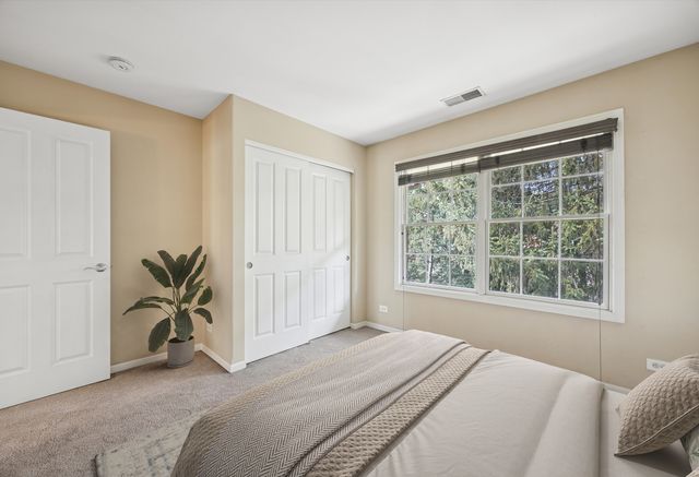 1408 Ashbury Drive, Lemont, IL 60439