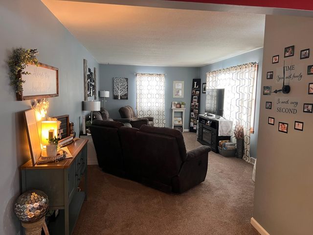 102 Grant Street S, Lake Benton, MN 56149