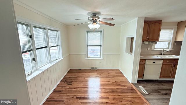 470 CONNECTICUT AVE, Hamilton, NJ 08629