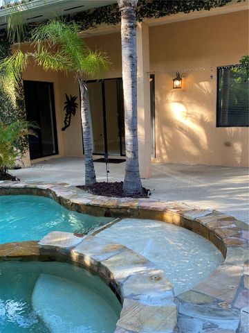 7564 SW 190 St 7564, Cutler Bay, FL 33157