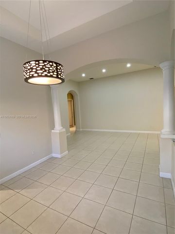 7564 SW 190 St 7564, Cutler Bay, FL 33157