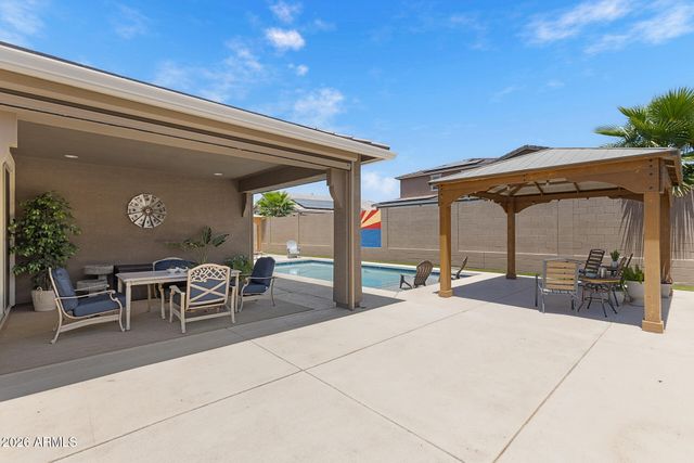 17364 W BENT TREE Drive, Surprise, AZ 85387