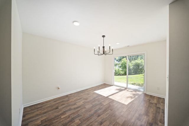 704 Perry Dr, Springfield, TN 37172