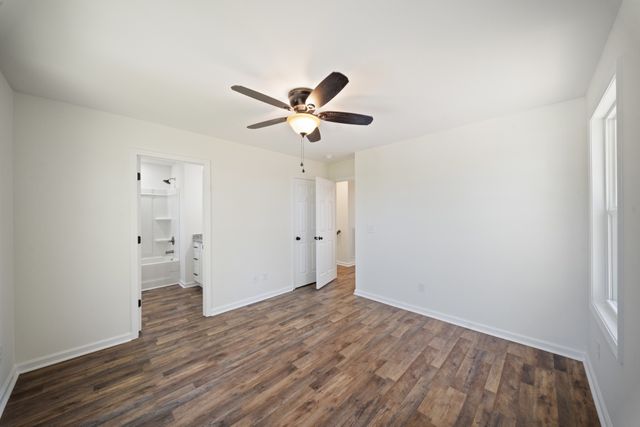 704 Perry Dr, Springfield, TN 37172