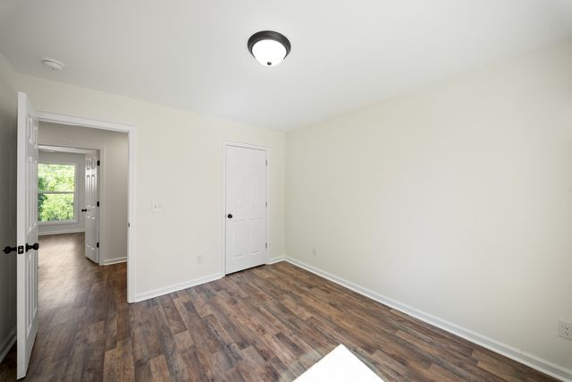 704 Perry Dr, Springfield, TN 37172