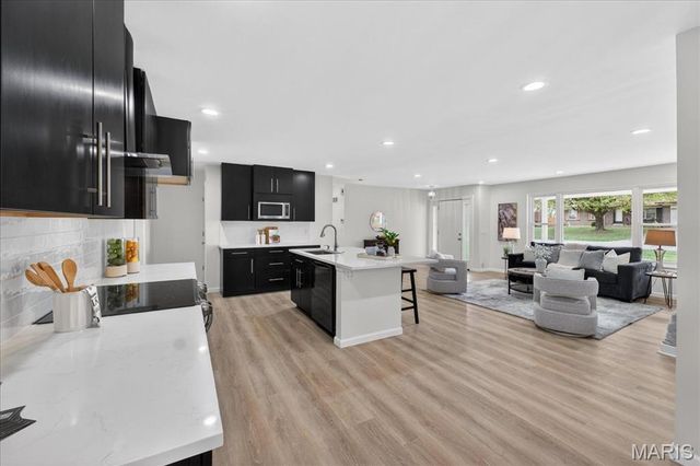 16 Pines Drive, St Peters, MO 63376