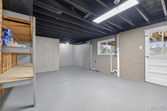 16 Pines Drive, St Peters, MO 63376