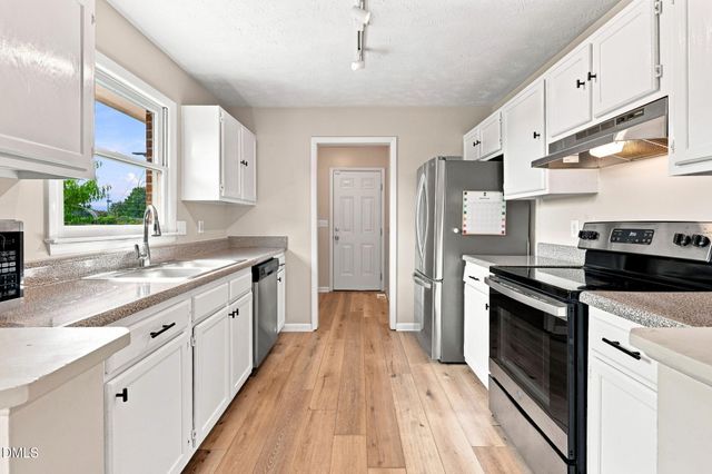 533 Offing Drive, Fayetteville, NC 28314