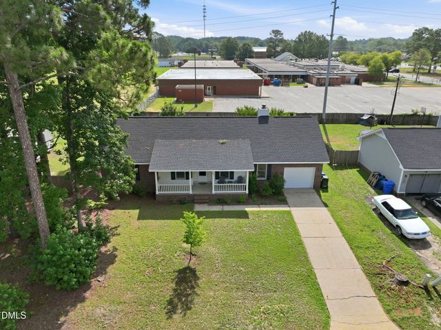 533 Offing Drive, Fayetteville, NC 28314