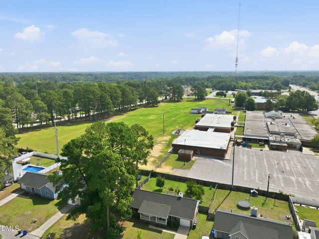 533 Offing Drive, Fayetteville, NC 28314