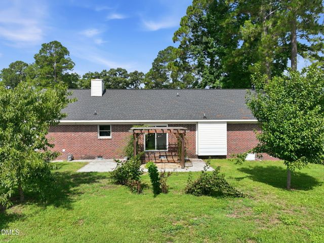 533 Offing Drive, Fayetteville, NC 28314