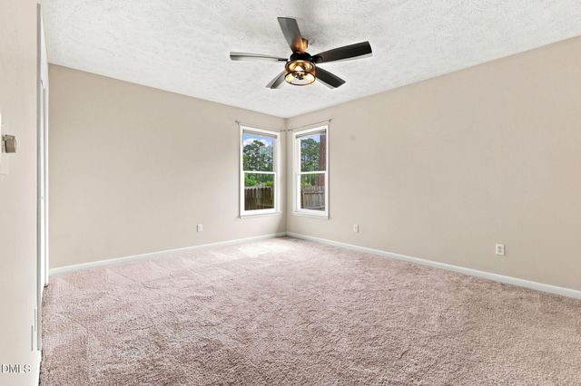 533 Offing Drive, Fayetteville, NC 28314