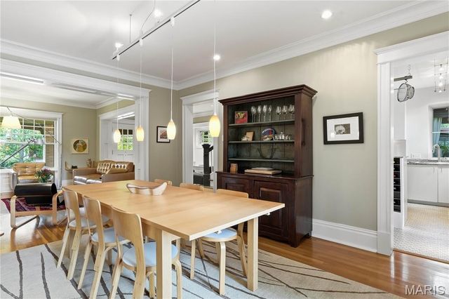 6309 Washington Avenue, University City, MO 63130