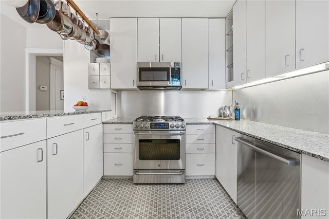6309 Washington Avenue, University City, MO 63130