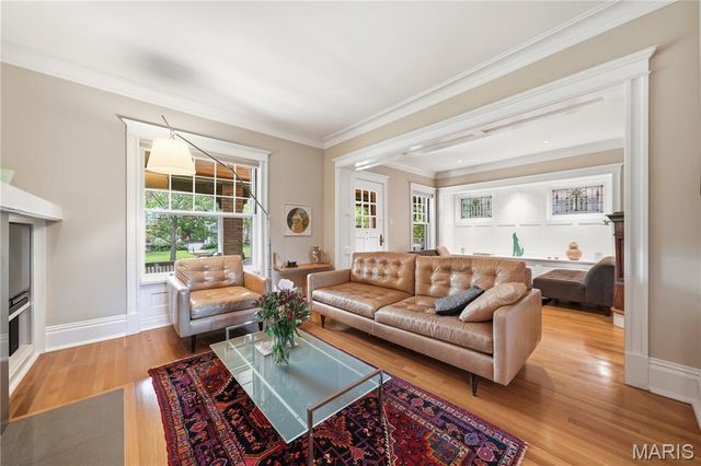 6309 Washington Avenue, University City, MO 63130